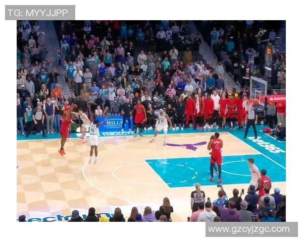 猛龙队与黄蜂激战正酣球迷期待精彩对决与惊喜表现